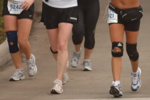 knee_braced_runners